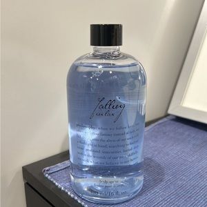 Philosophy Falling In Love Body Spritz  Size 480ml/16oz